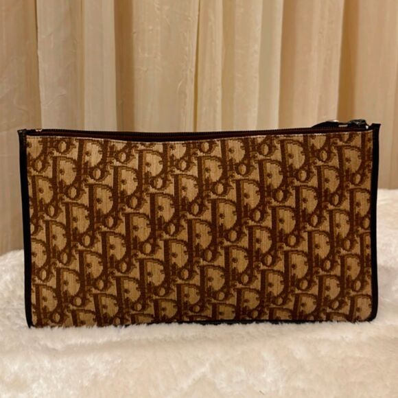 💯% Authentic Vintage Christian Dior Wristlet ✨ - Picture 3 of 9